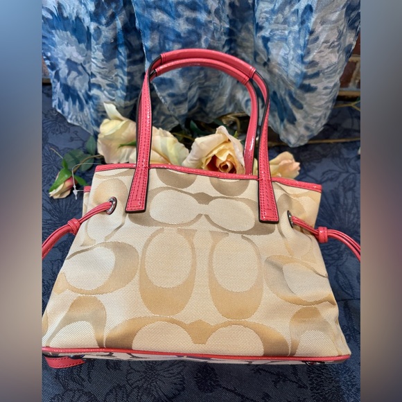 Coach Signature Strip Mini Carryall New Without Tags Beautiful 7”H 10”L … - Picture 8 of 14